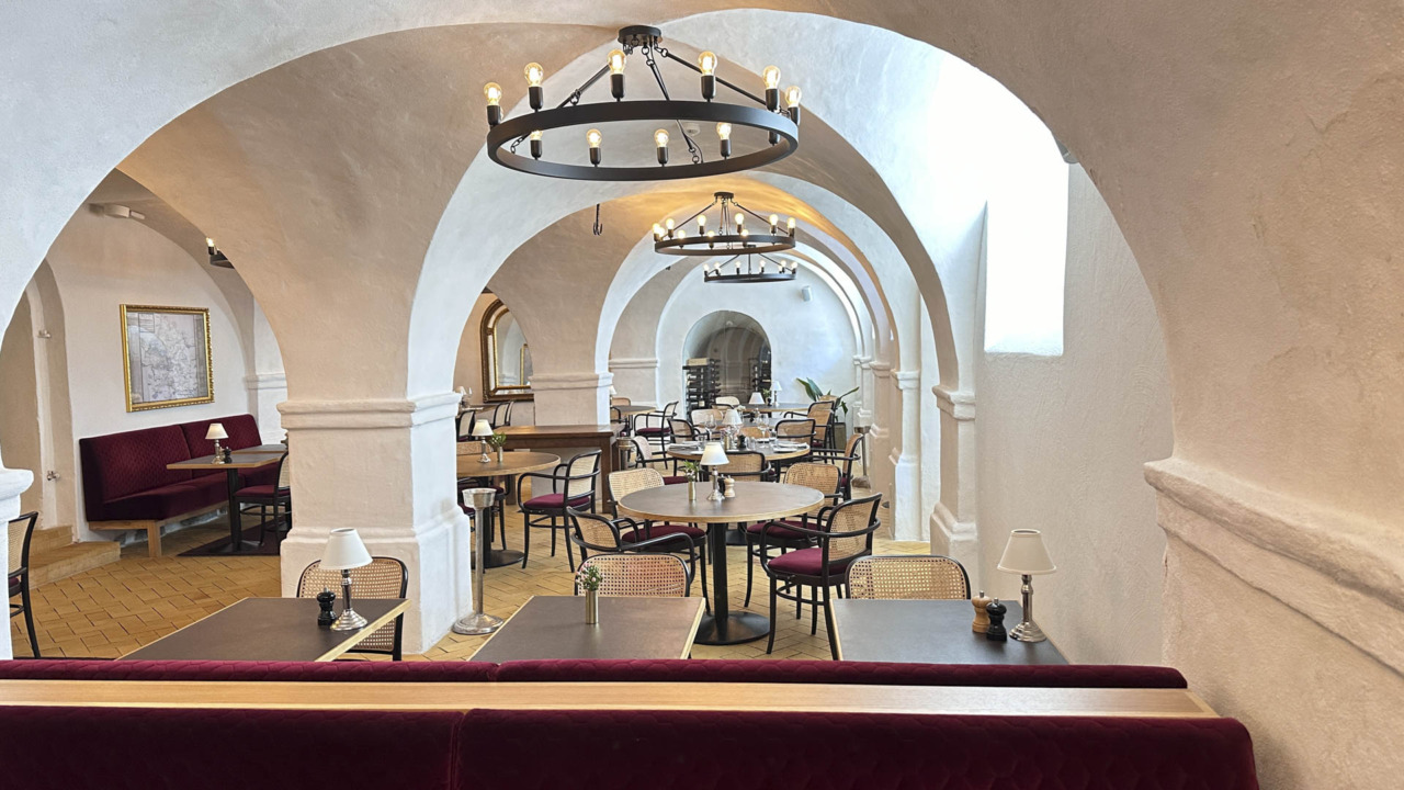 Restaurant Eydes i Horsens har masser af charme og hygge.