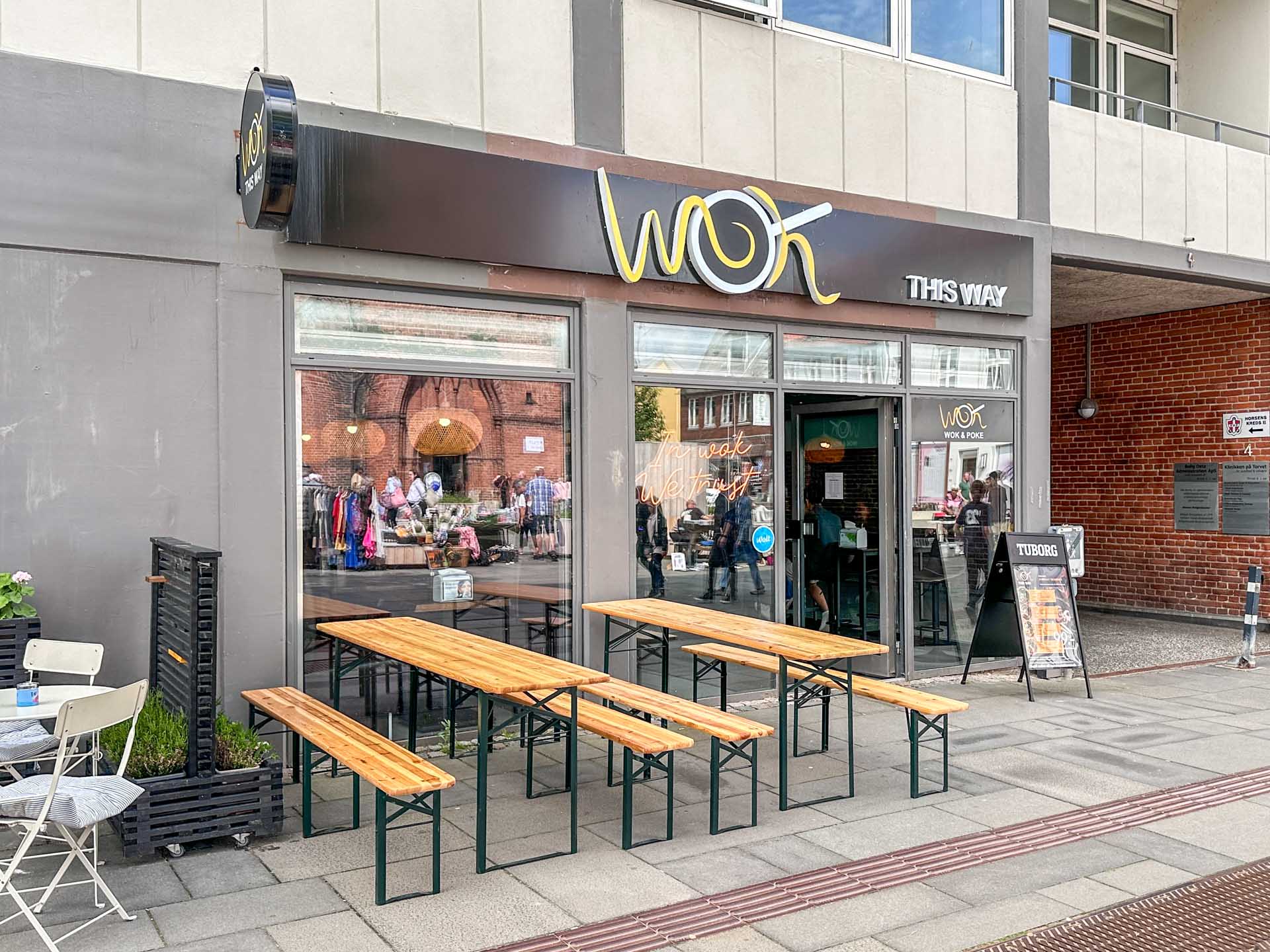 Wok This Way Horsens ligger på Torvet i Horsens.