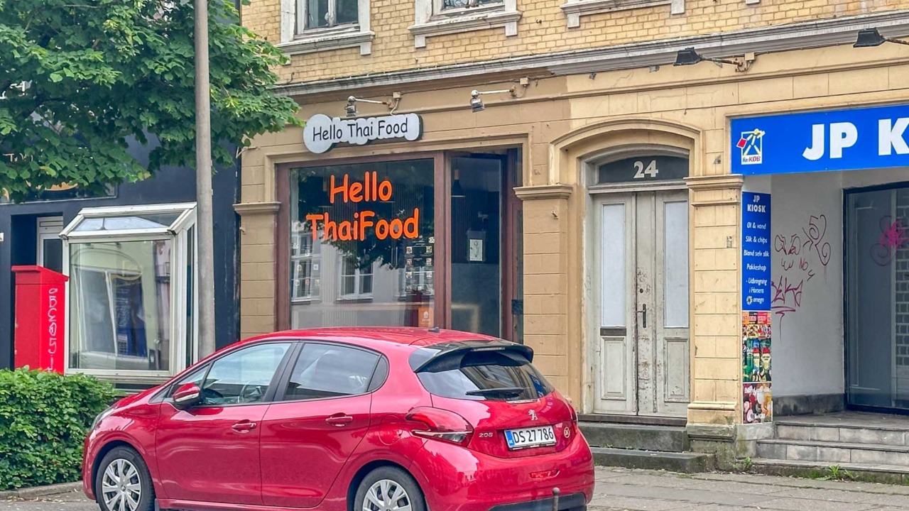 Hello Thai Food i Horsens set udefra.