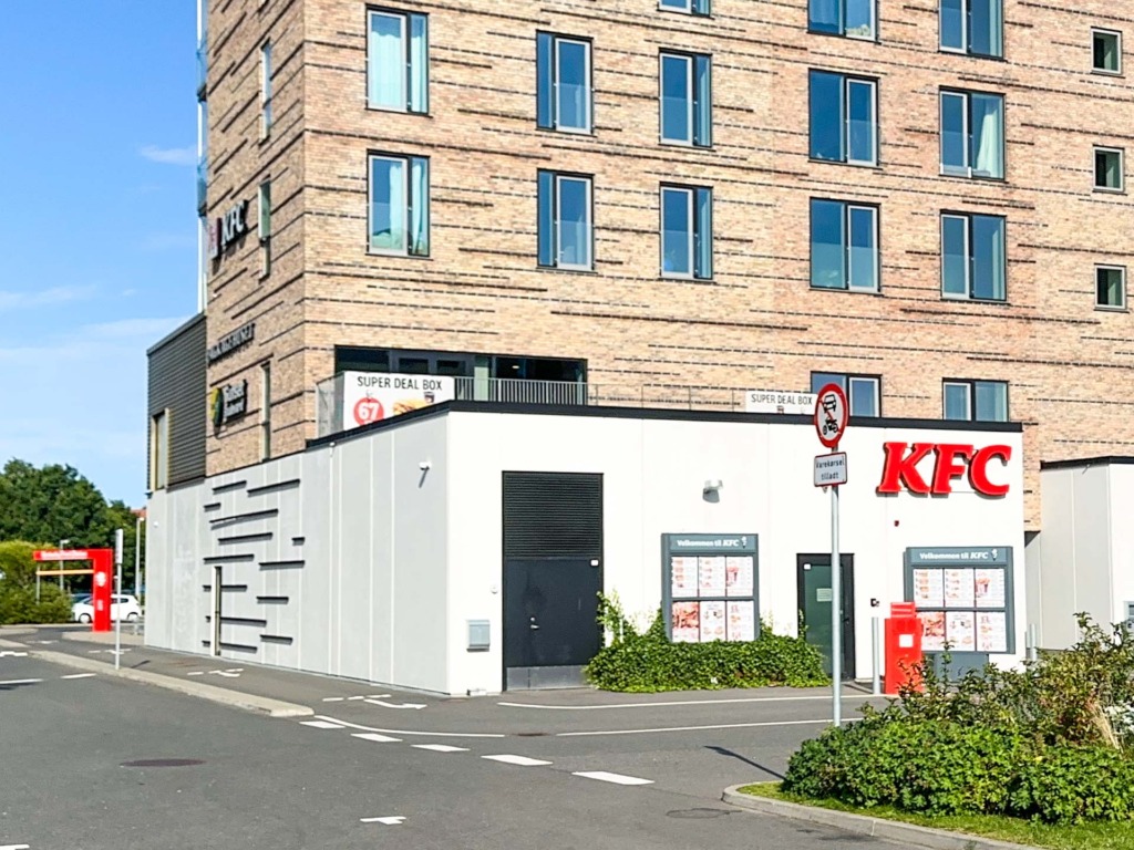 Kentucky Fried Chicken fundet sin placering på Lilli Gyldenkilde Torv 11F.