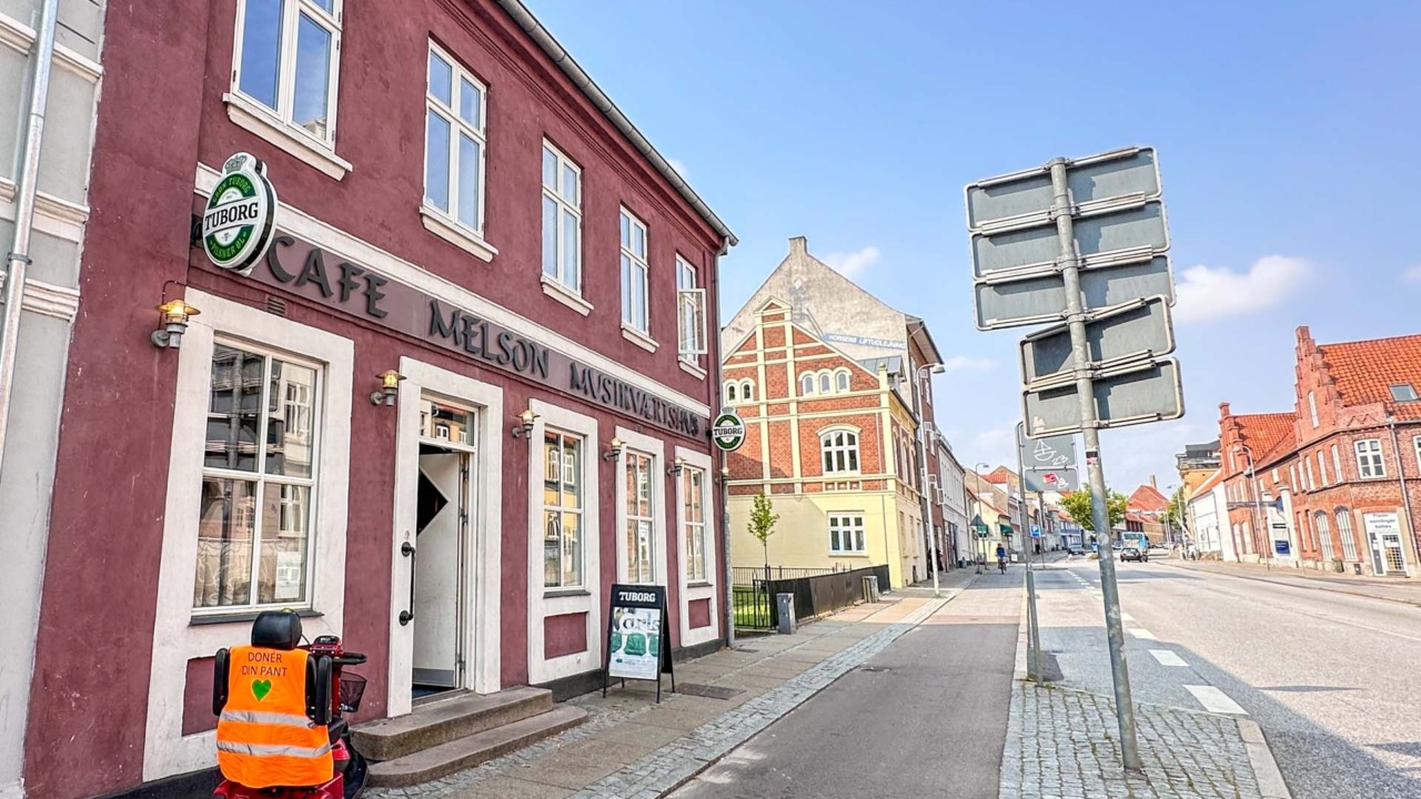 Cafe Melson Musikværtshus set udefra.