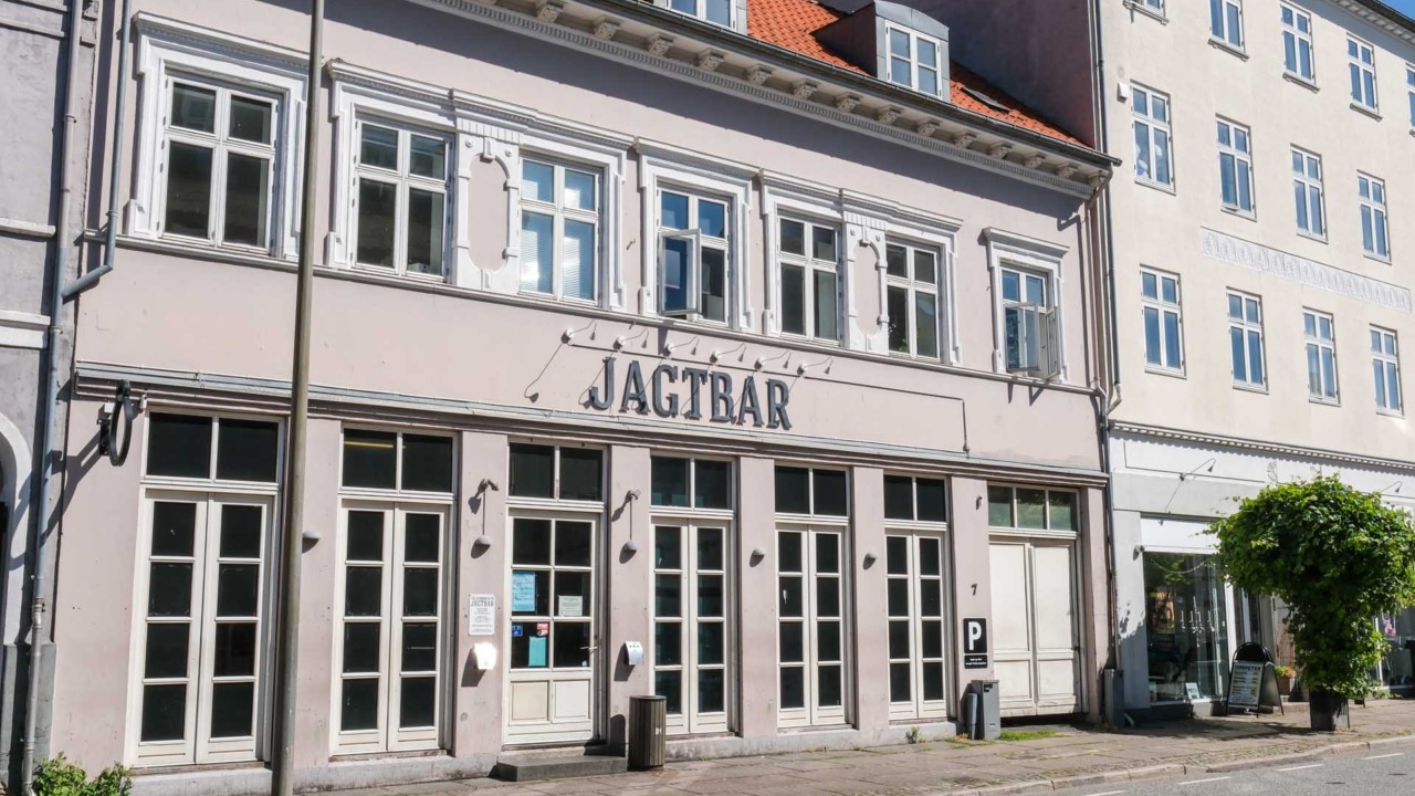 Jagtbar ligger centralt i Horsens.