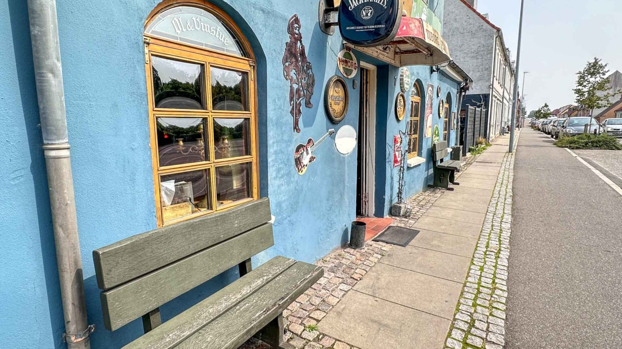 Der er smæk på farverne hos Klods Hans i Horsens.