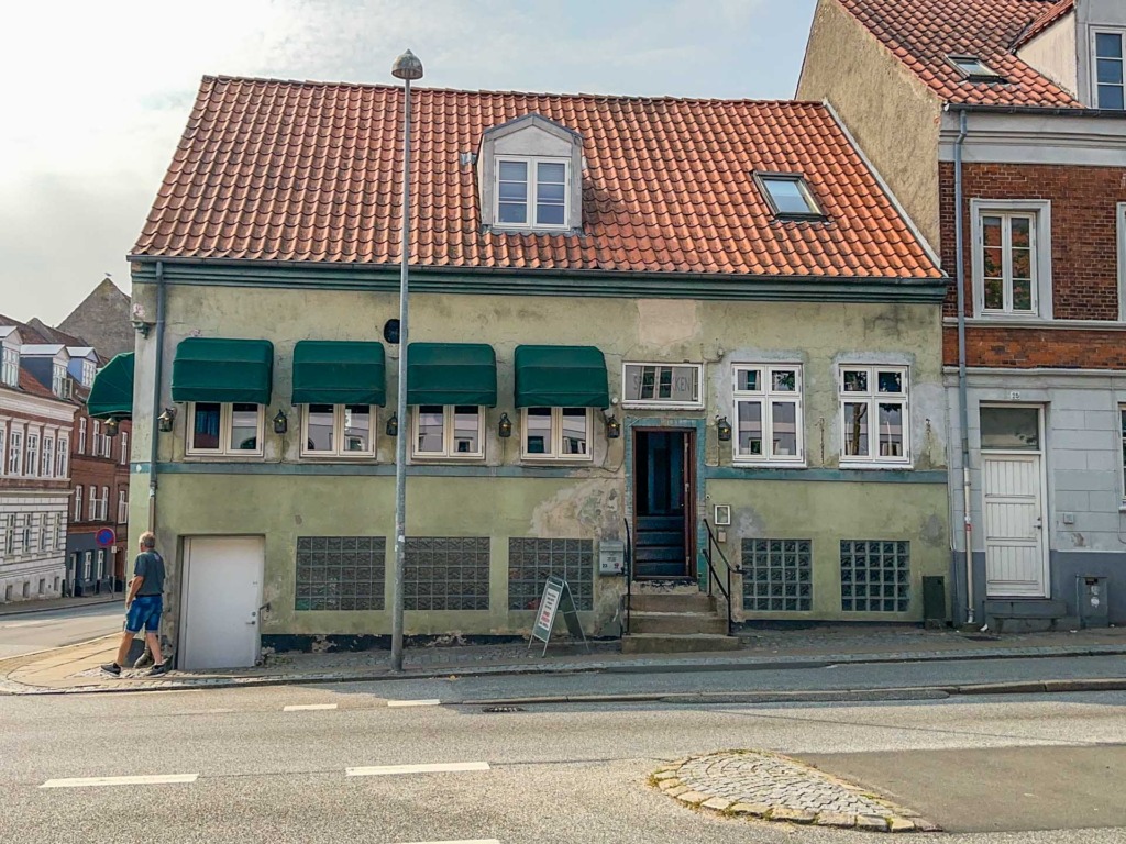 Spinderokken er et værtshus i Horsens.