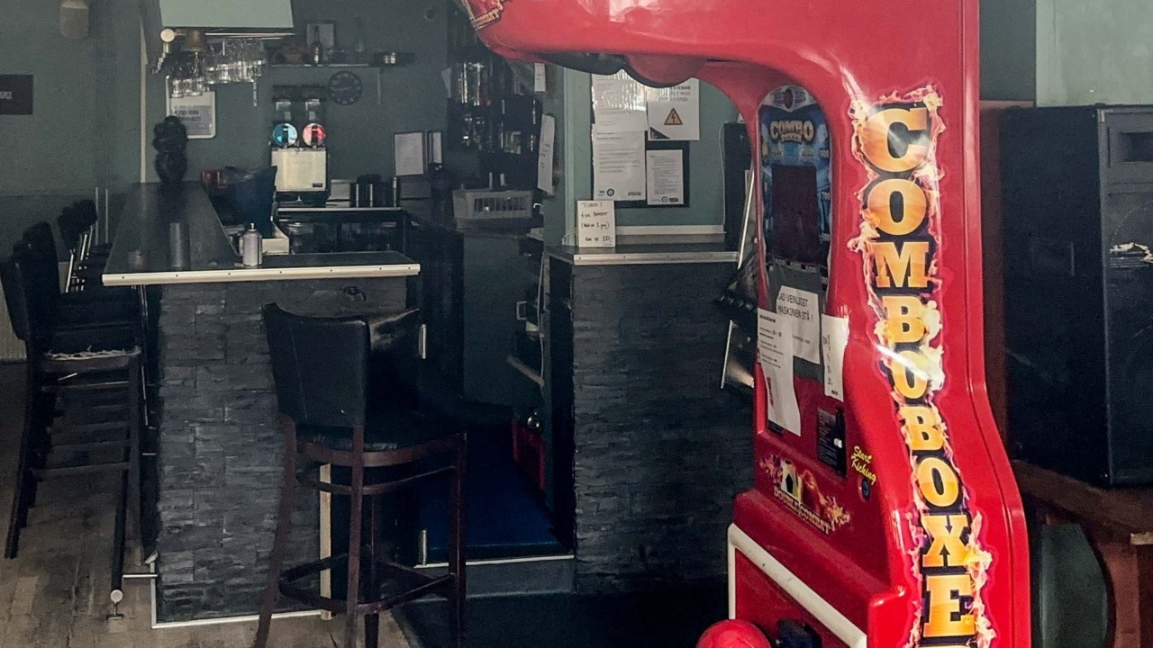 Der er boksebold hos Restaurant Wulff.