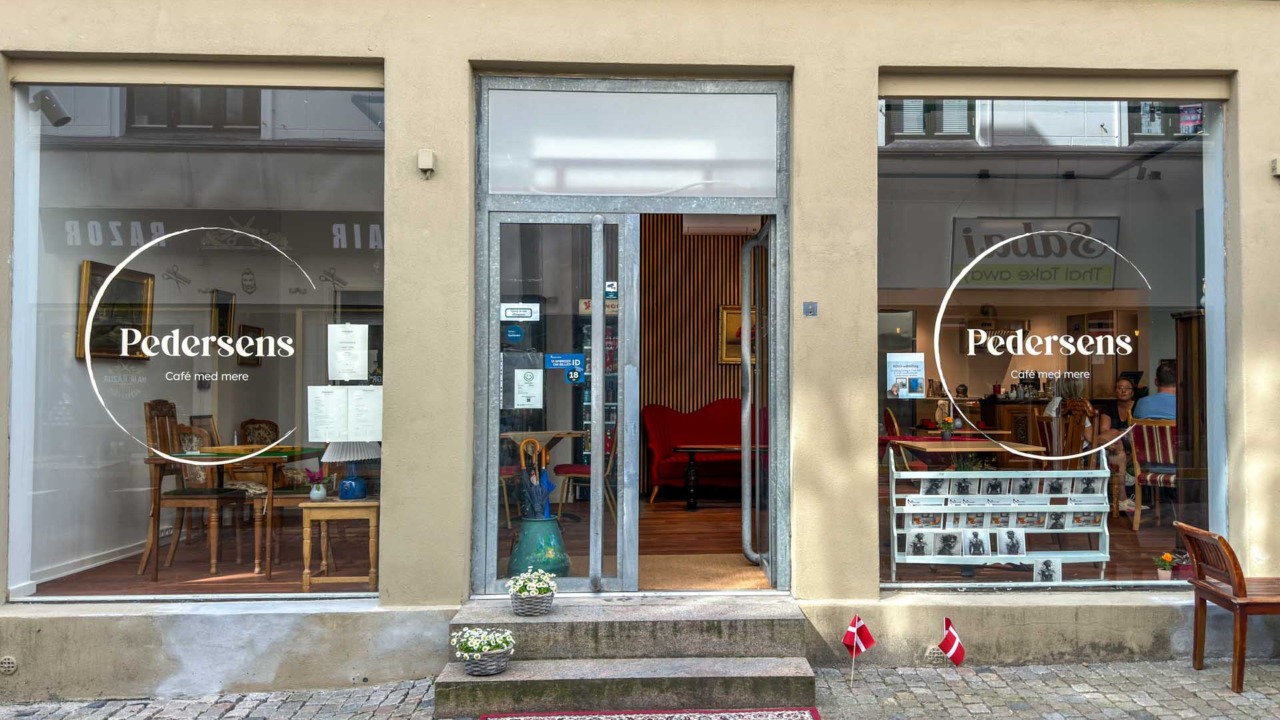 Pedersens Café med mere ligger i Graven i Horsens.