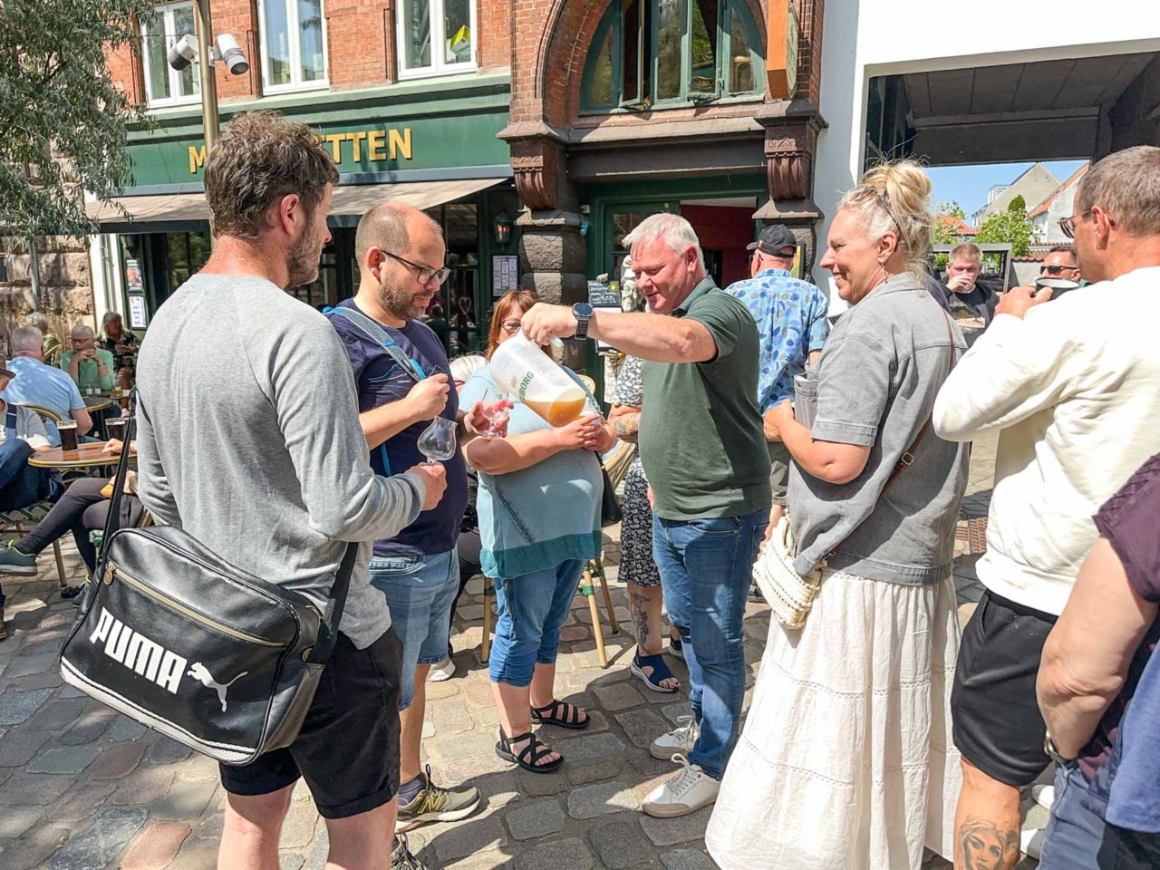 Morzybitten serverede Hazy Pale Ale på Beer Walk 2025 i Horsens.
