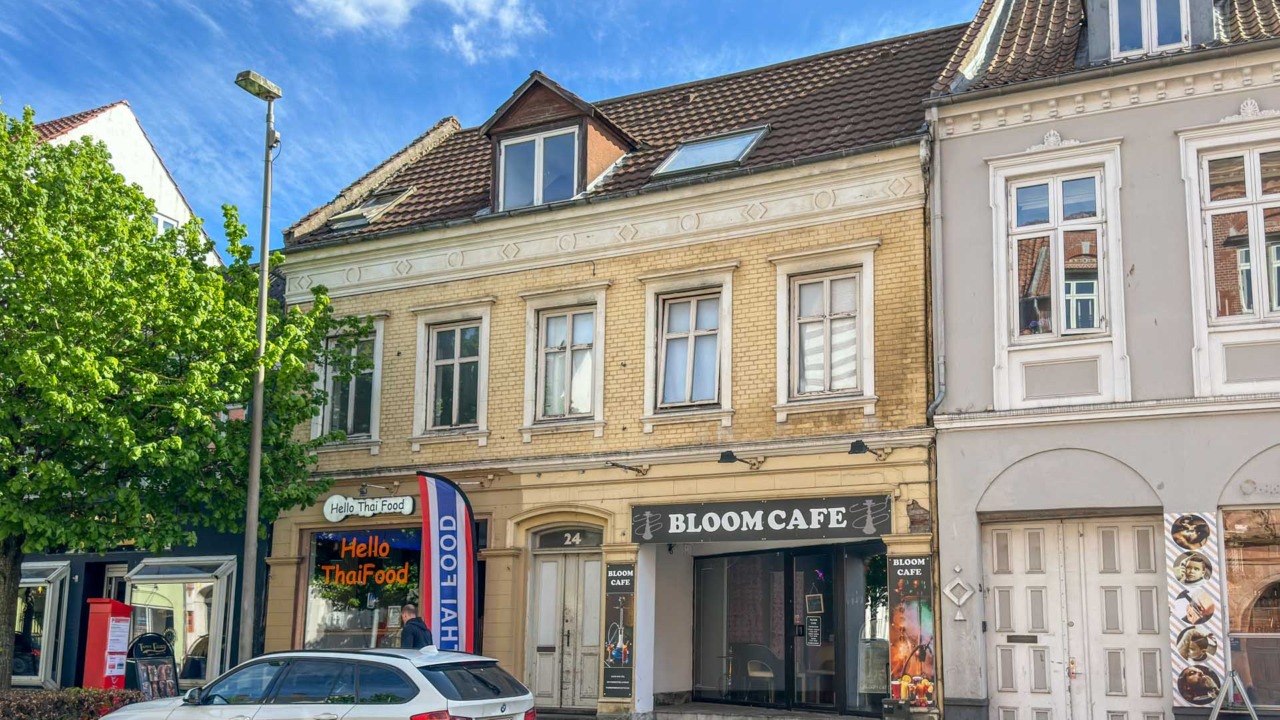 Bloom Cafe har vandpiber og andet drikke.
