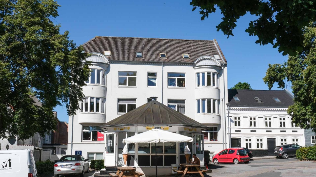 Lundens Grill er en lille grillbar med et fint udvalg af retter.