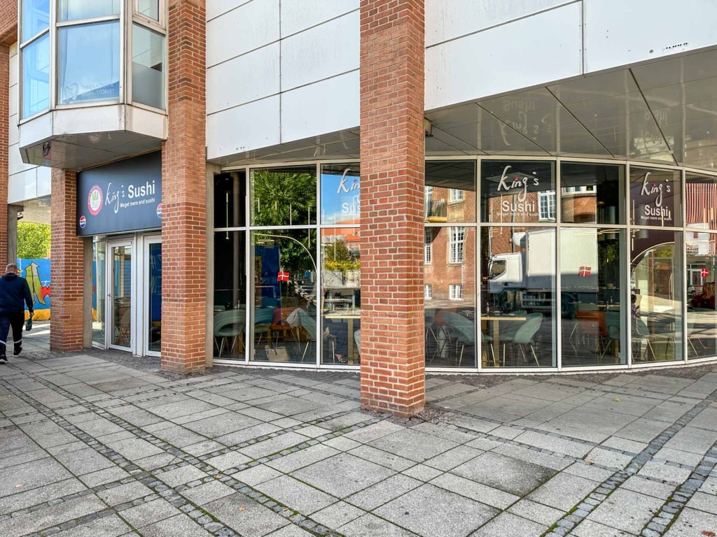 King´s Sushi Horsens set udefra
