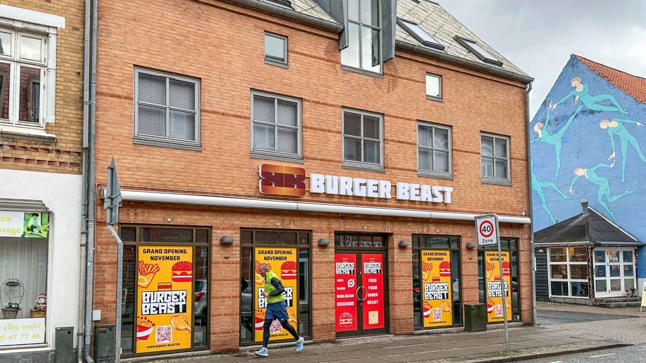 Burger Beast ligger i Nørregade i Horsens.