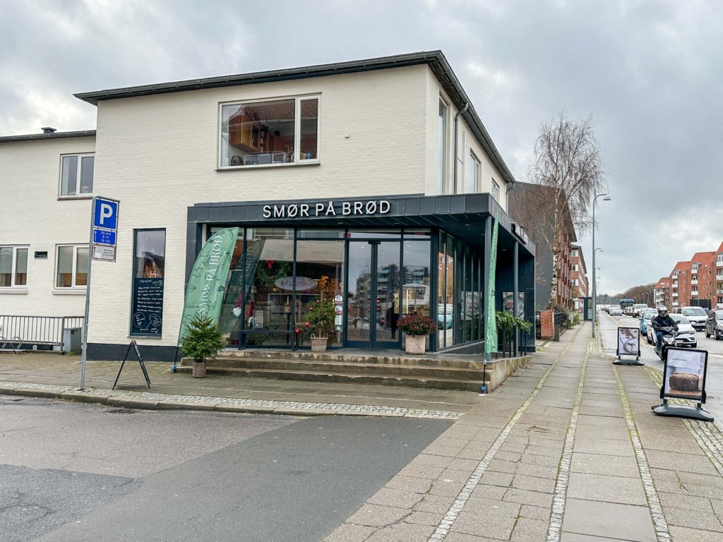 Smør på Brød ligger i Sønderbrogade i Horsens.