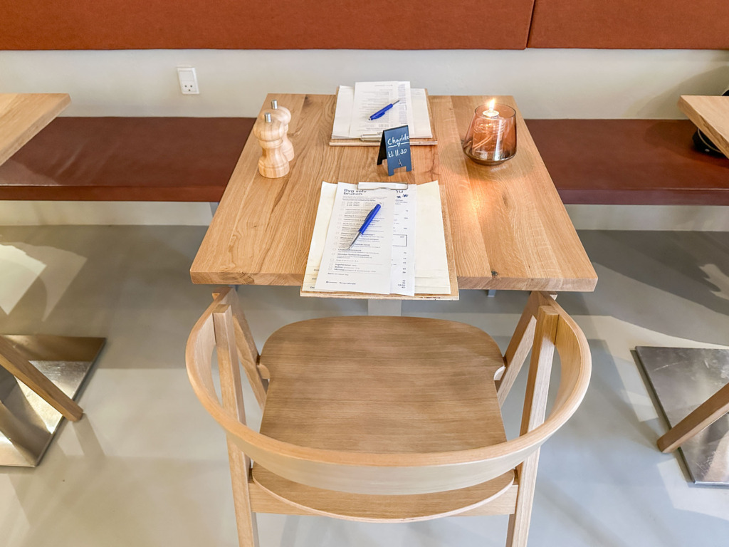 Menukortet til vælg selv brunch hos Woodys i Horsens.