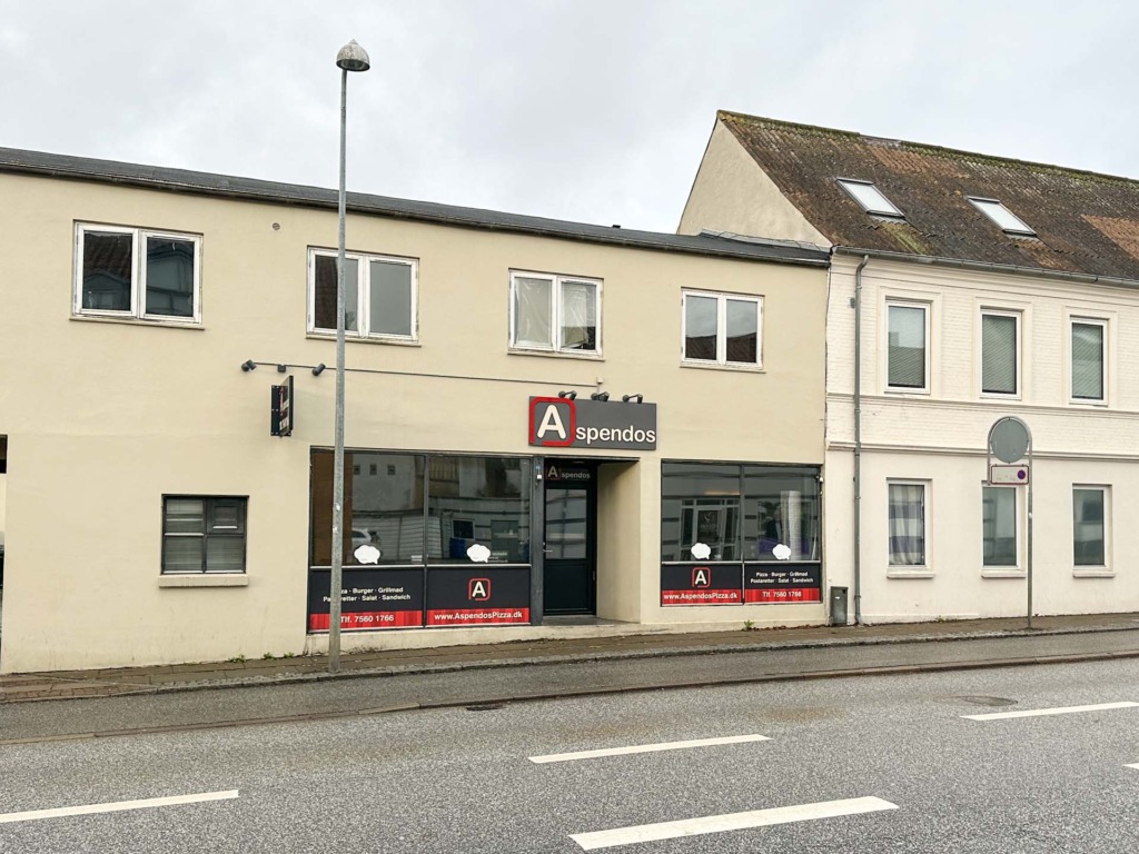 Apendos Pizza ligger på Allegade i Horsens.