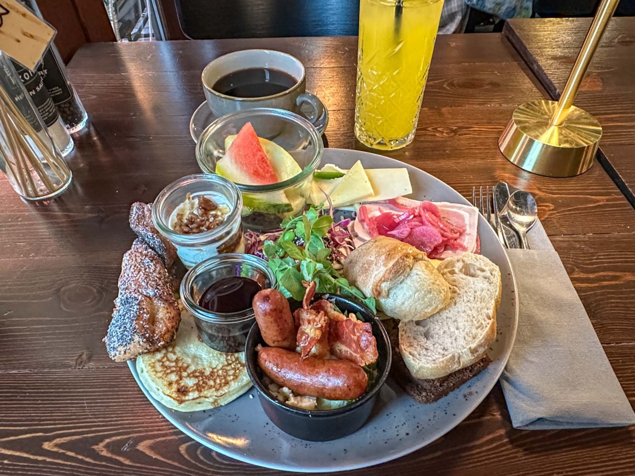 Brunch hos Café Korn i Horsens.