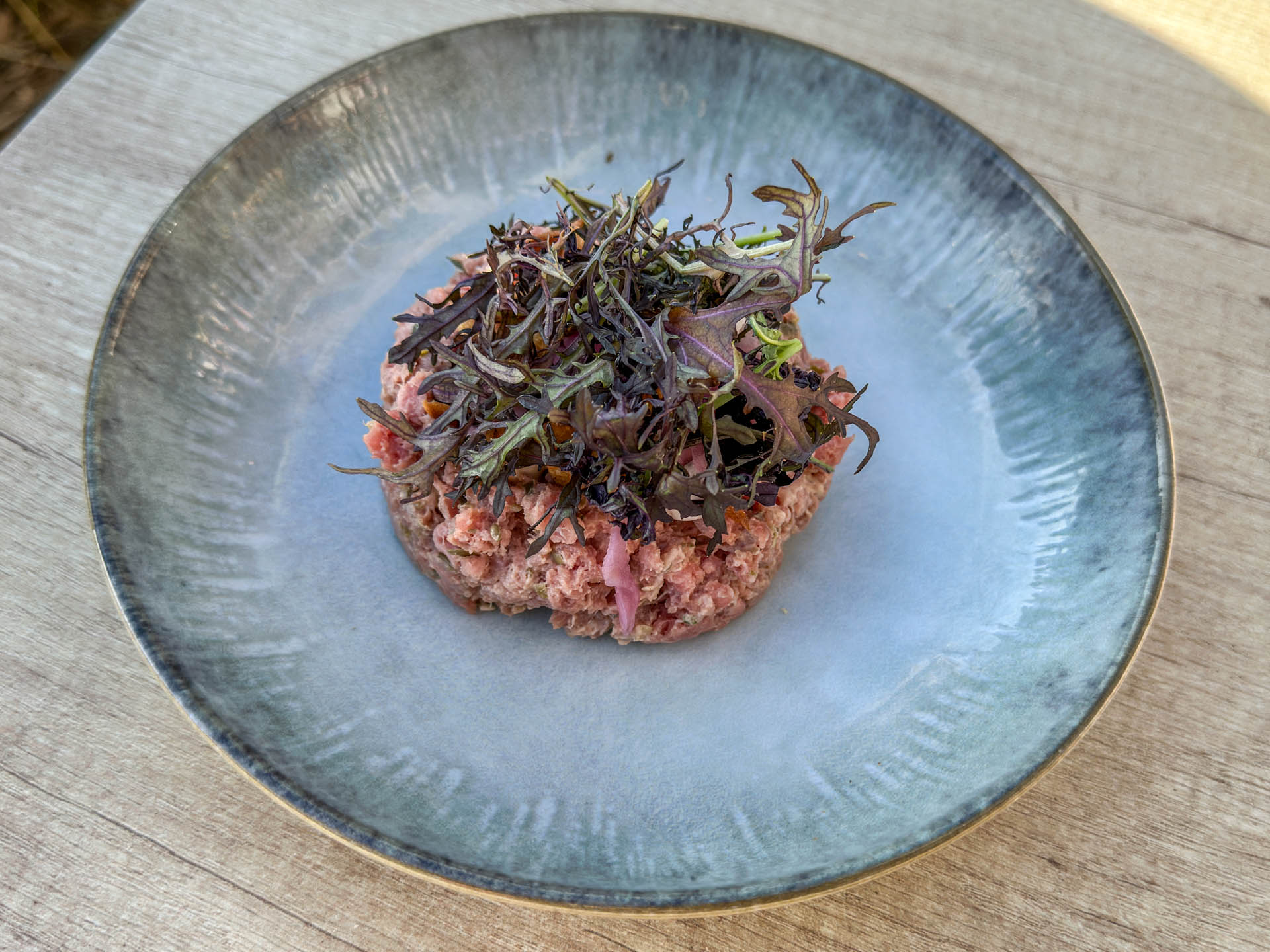 Tatar af okse serveret hos UNDA i Horsens.