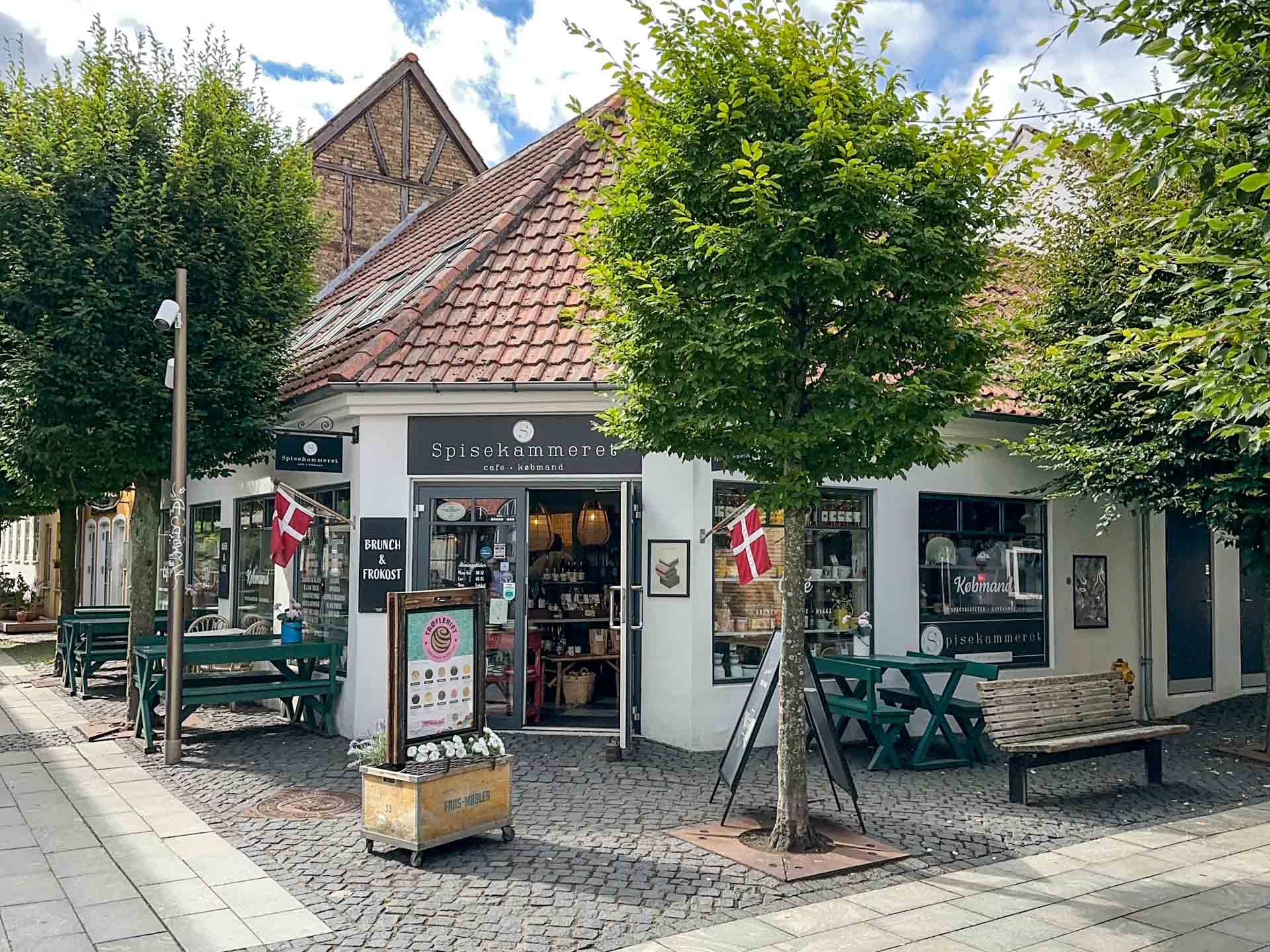 Spisekammeret i Horsens har udeservering.